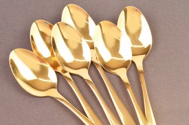 Set 6 cucharas metal dorada (1)5.jpg